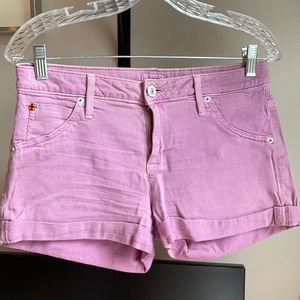 Distressed stretchy shorts